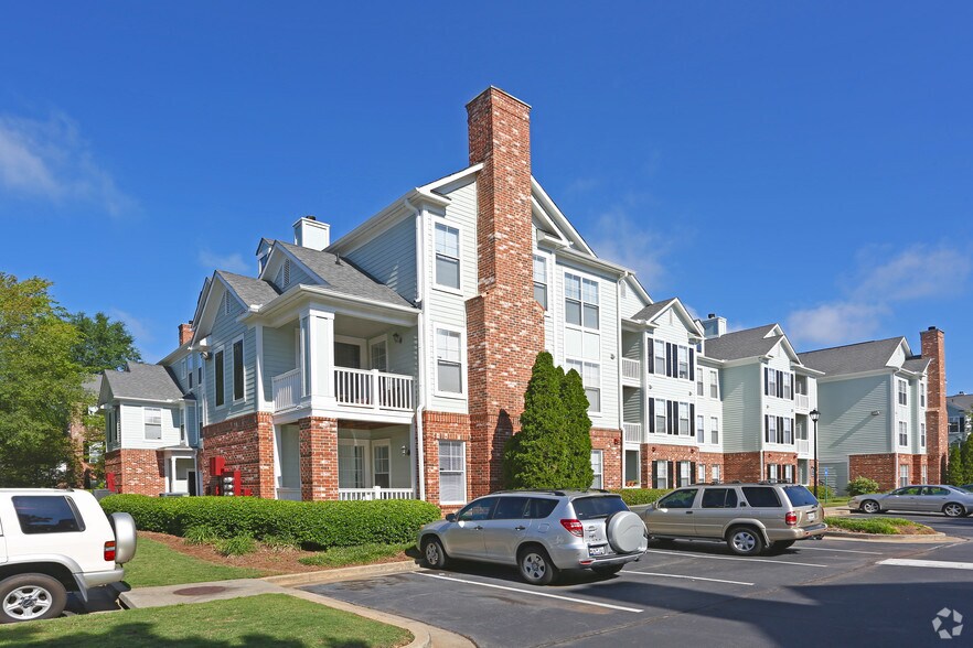 Jackson Square 455 Dekalb Industrial Way Decatur GA 30030 Apartment