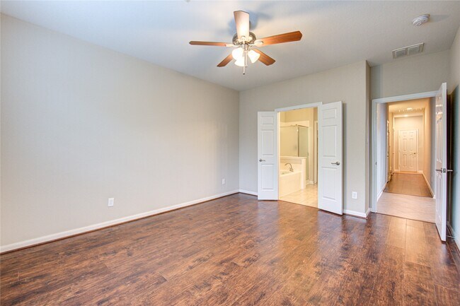 Building Photo - 1227 Glenwood Canyon Ln