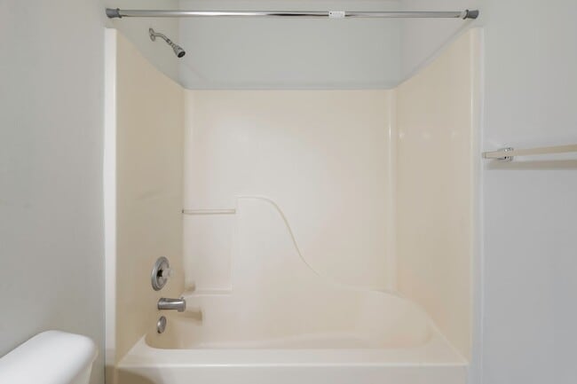 Building Photo - Great Home for Rent in the Lucks Lane Corr...