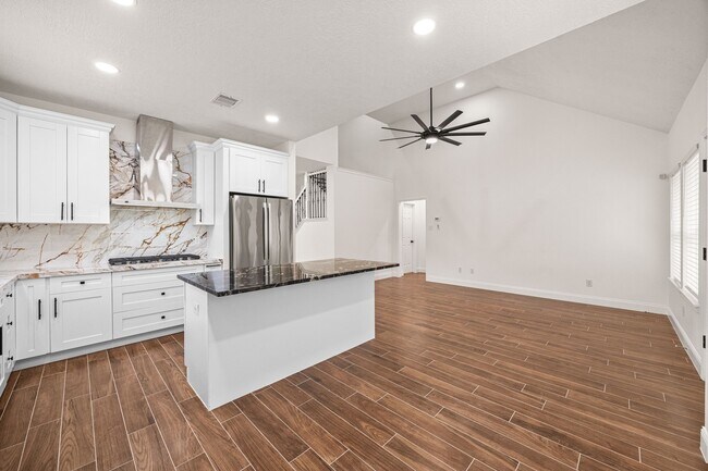 Building Photo - 17907 Pelican Way Rd