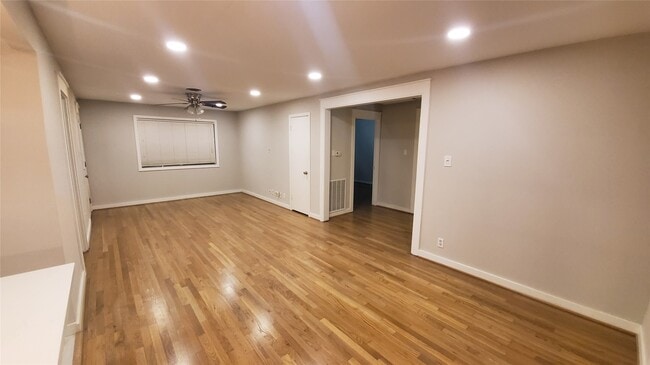 Building Photo - 7151 Neff St