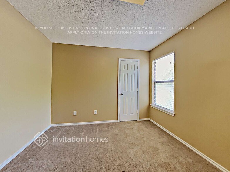 Building Photo - 6620 Basswood Dr