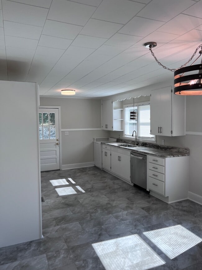 Building Photo - 486 Hope St