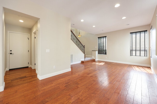 Building Photo - 11920 Mil Pitrero Rd