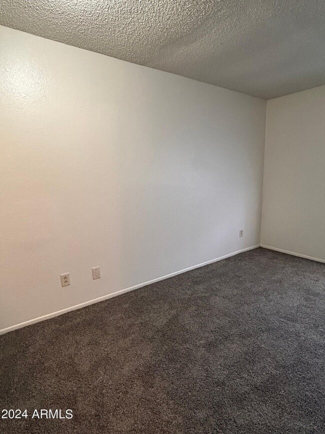 Building Photo - 2832 E Le Marche Ave