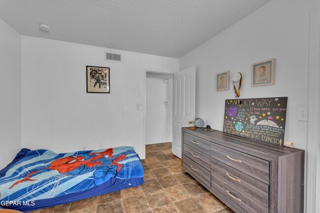 Building Photo - 11945 Mesquite Lake Ln
