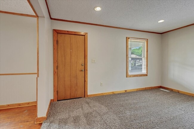 Building Photo - 2316 NW 33rd St