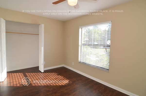 Building Photo - 2417 Devonwoode Pl