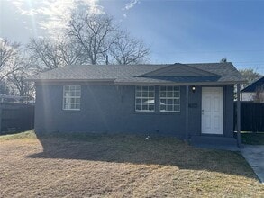 Building Photo - 817 Lilac Ln