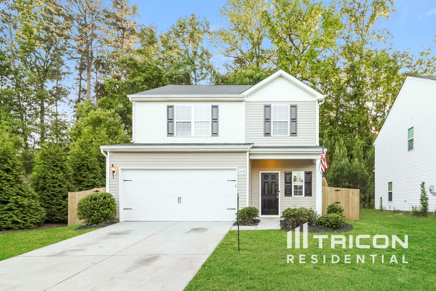 Primary Photo - 2729 Yurman Rd
