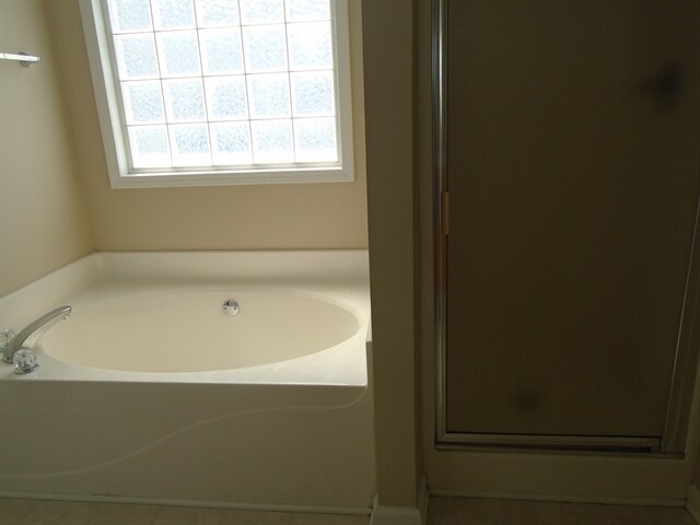 Building Photo - 7883 Mulberry Way