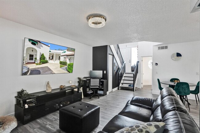 Building Photo - 3633 NW 6th St