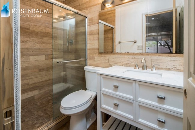 Building Photo - Charming 4-beds, 2-baths single-level home nestled in Mesa!