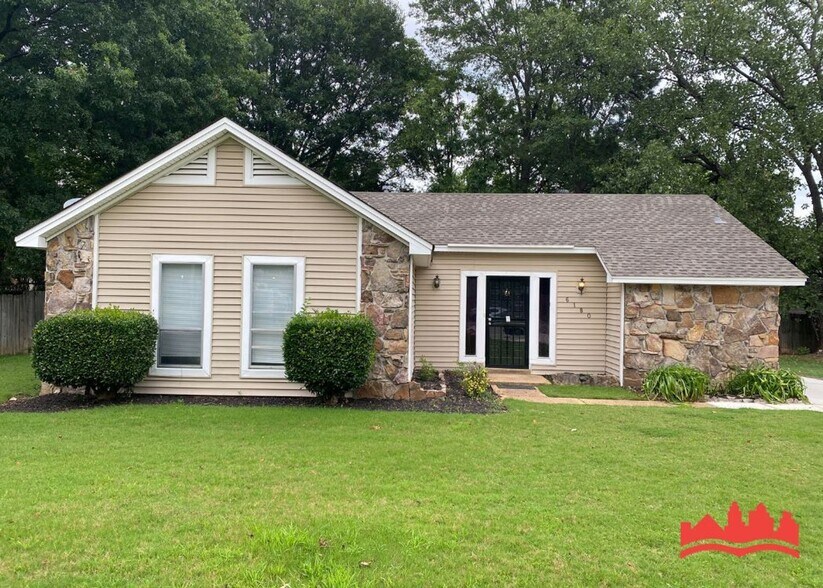 Building Photo - 6180 Springwind Cove