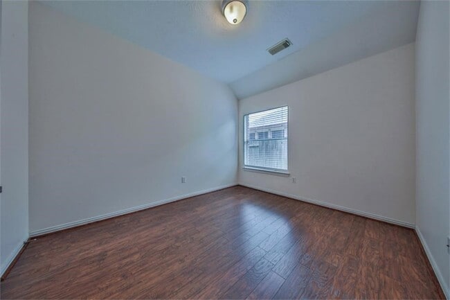 Building Photo - 13803 Sherburn Manor Dr