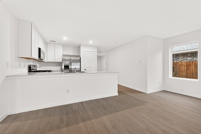 Building Photo - 10406 Rocky Trl