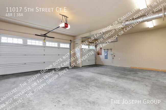 Building Photo - 11017 5th St Ct E