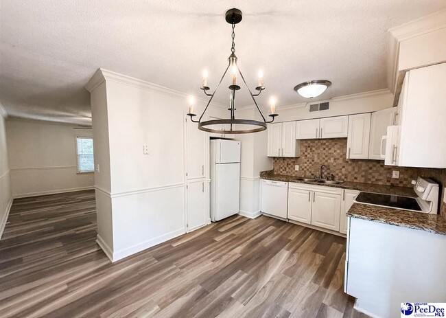 Building Photo - 2201 W Jody Rd