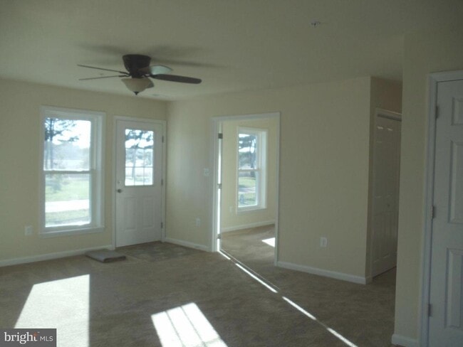 Building Photo - 17972 Wide Bay Way