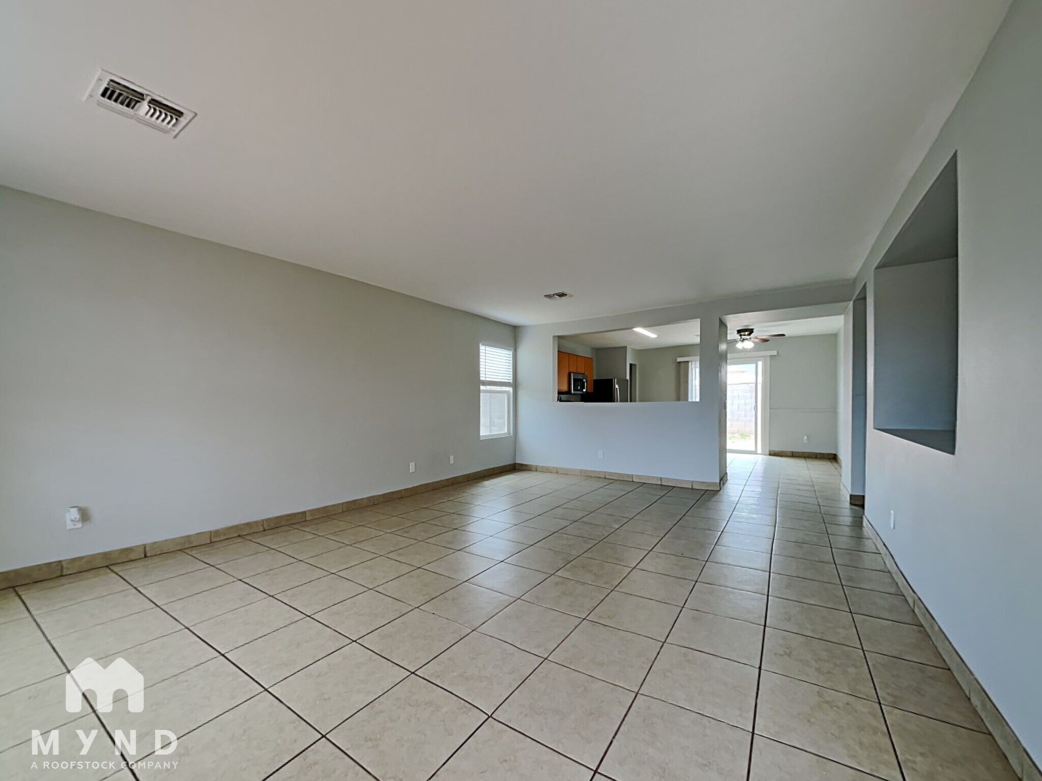 Building Photo - 11903 W Cabrillo Dr