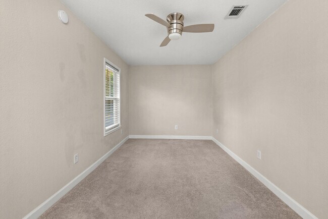 Building Photo - 4490 FL-87