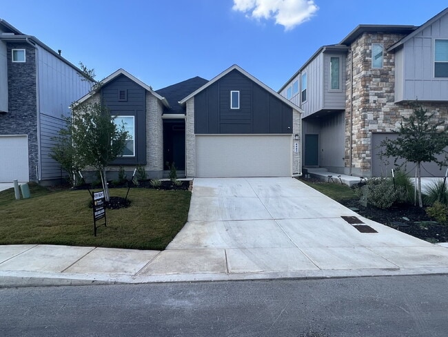 Building Photo - Three Bed/Two Bath Home at Stahl & O'Connor Rd