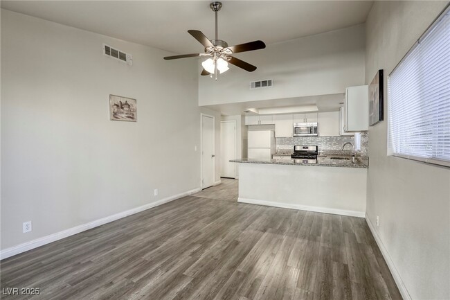Building Photo - 5132 Springland St