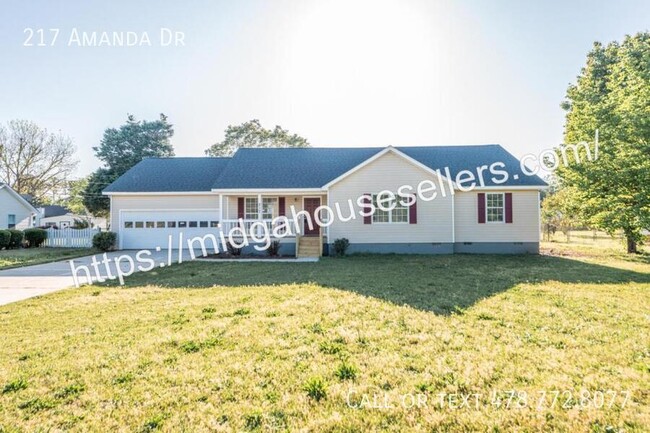 Building Photo - 217 Amanda Dr
