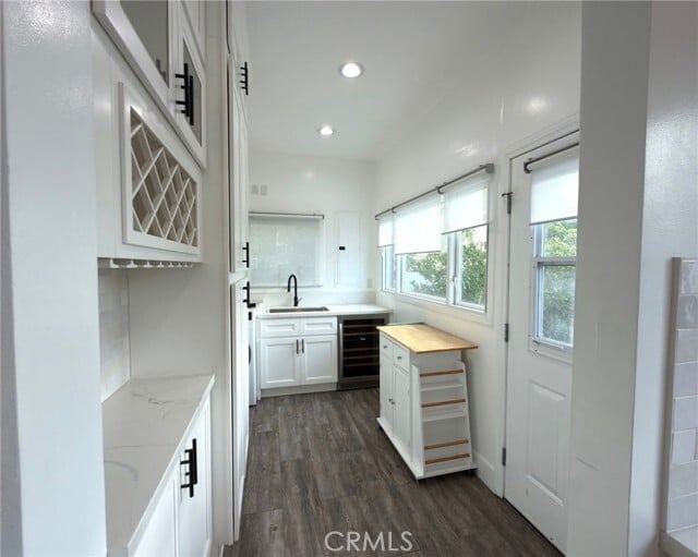 Building Photo - 1274 S Orange Dr