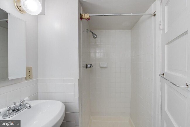 Building Photo - 1889 Alabama Ave SE