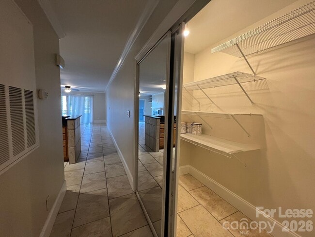 Building Photo - 18733 Vineyard Point Ln