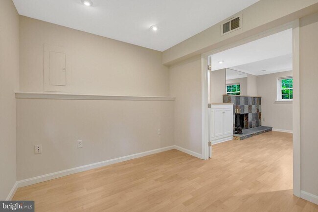Building Photo - 12607 Glenbrooke Woods Dr