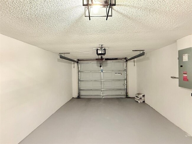 Building Photo - 8512 Longboat Ln