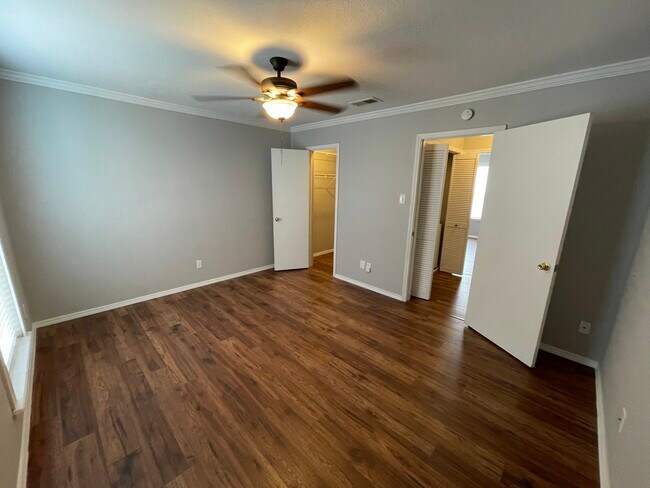 Building Photo - The Gardens Condos