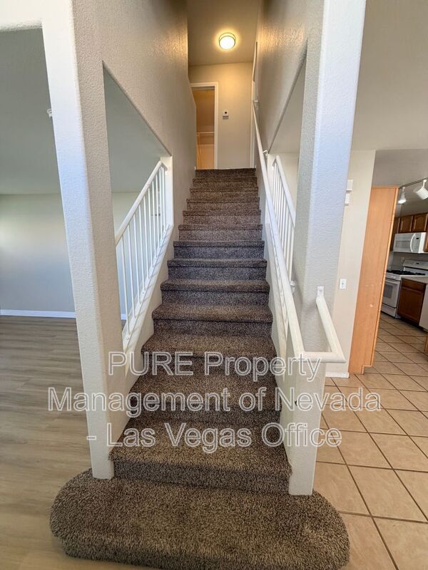 Building Photo - 505 Chestnut View Pl