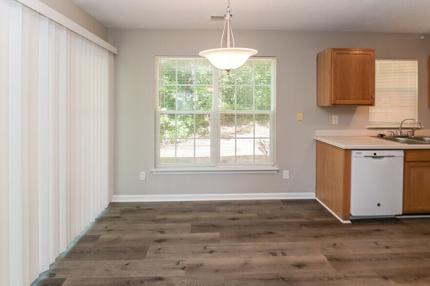 Building Photo - 3126 Mallard Forest Dr