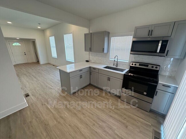 Building Photo - 2311 Jarboe St