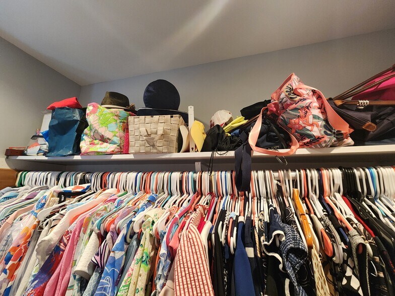 Great storage - 1500 N American St