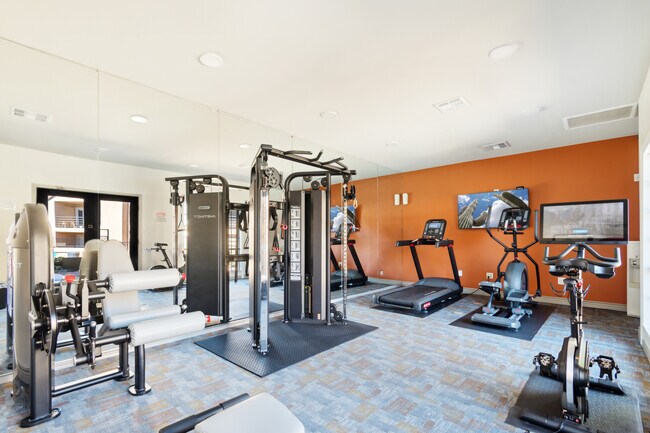 Building Photo - Rancho Ladera