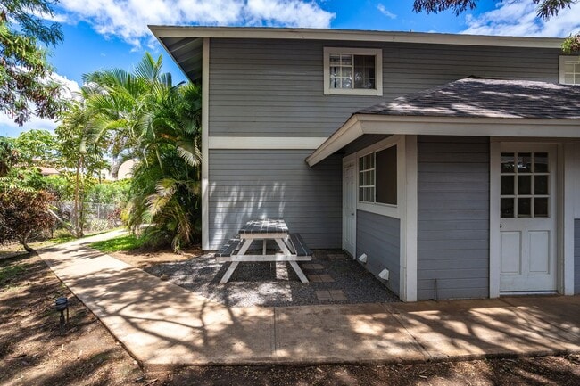 Building Photo - 160 Keonekai Rd