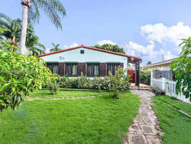 Building Photo - 1606 Wiley St