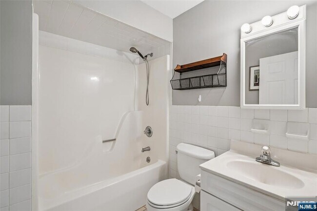 Building Photo - 420 Passaic St