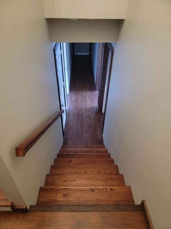 Building Photo - 230 Settlers Pass