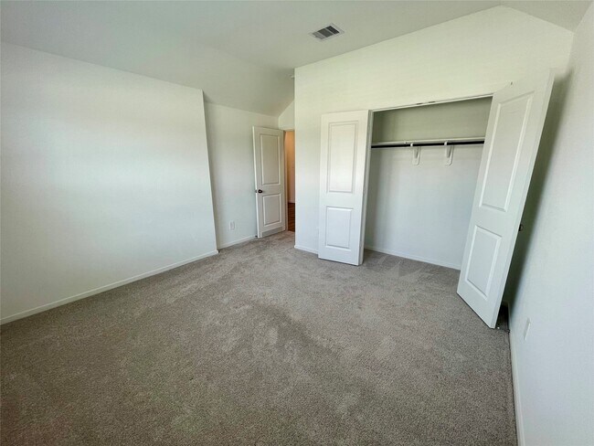 Building Photo - 17202 Coppice Oak Dr