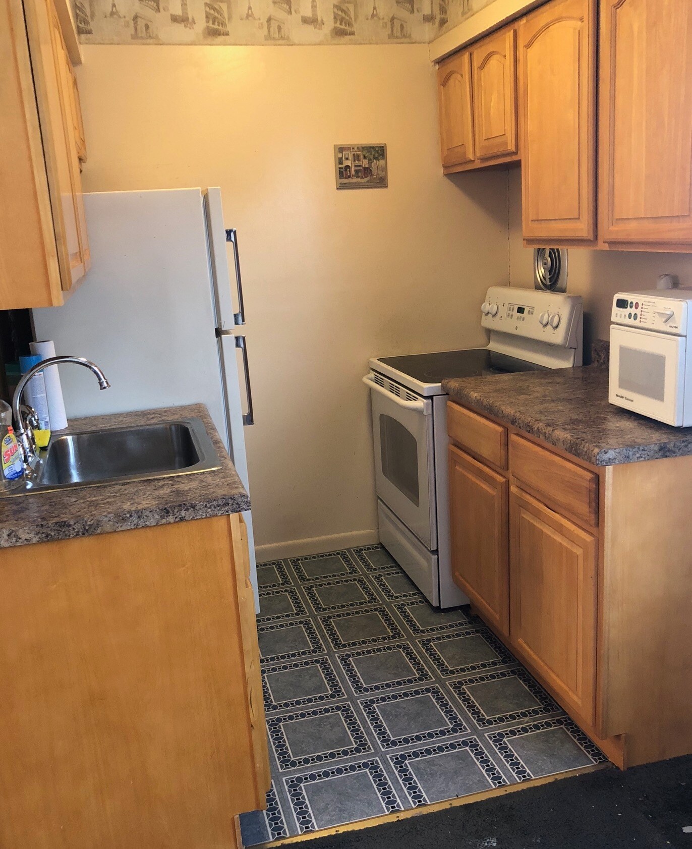 Galley Kitchen - 56 68th St