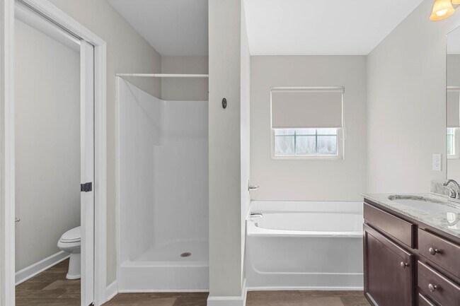 Building Photo - 3 Bed | 2.5 Bath | ~1,536 Sq Ft | Available for Rent