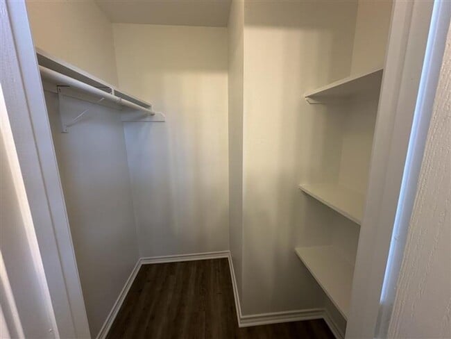 Building Photo - 17060 CR 191