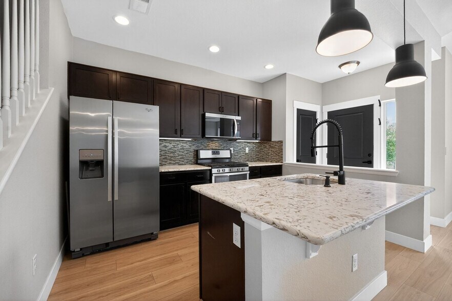 Building Photo - 1654 Aspen Meadows Cir