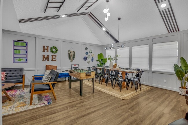 Building Photo - 13330 Trompilla Ln