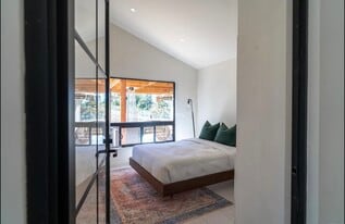 Building Photo - 1003 Via Unidos